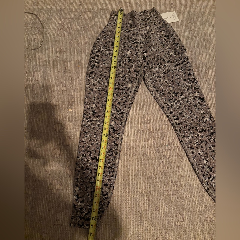 New Athleta salutation jogger XXS petite - Picture 8 of 9
